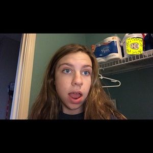 Meet your Posher, Alicia